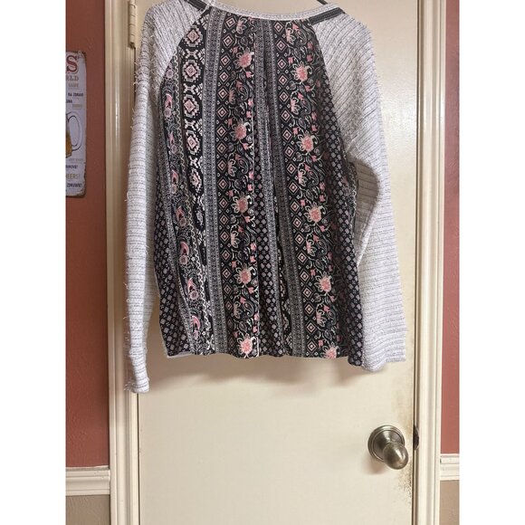 Miss Me Womens M Knit Pullover Sweater With Beaded Neckline & Floral Pattern Bac - Picture 4 of 5